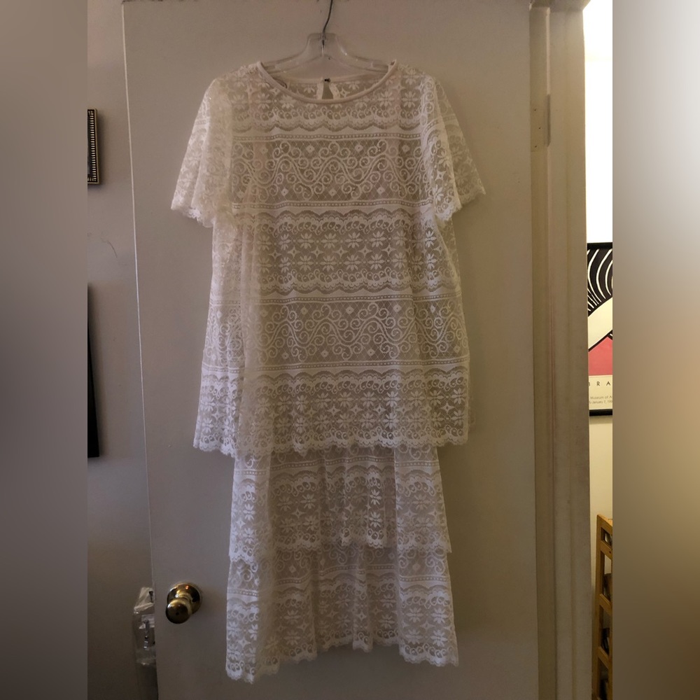 Carley Circle 2Piece Lace Dress Size 14 Cream color